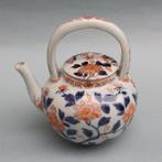 Imari teapot - ca. 1700 - Porselein - Japan - Midden Edo