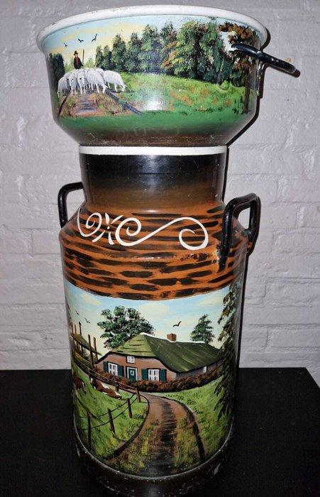 Hein van Well (1930–1990) - Melkkan (2) - Hand-painted milk, Antiek en Kunst, Antiek | Overige Antiek