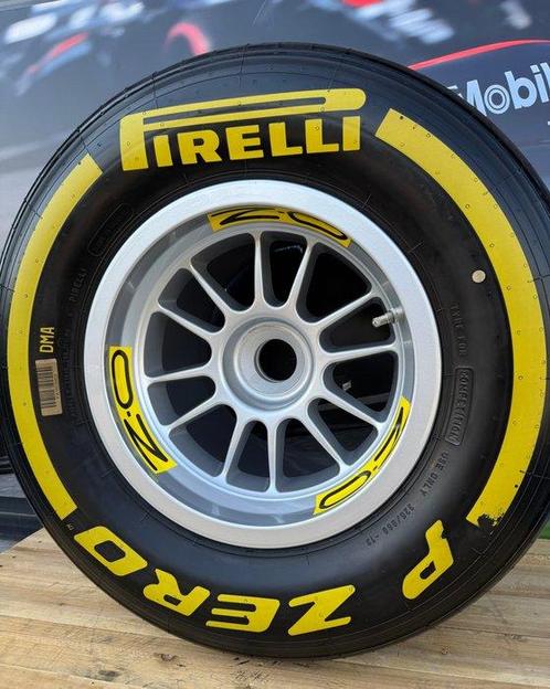 Wiel compleet met band - Pirelli, O.Z Formule 1 *** NO, Verzamelen, Automerken, Motoren en Formule 1