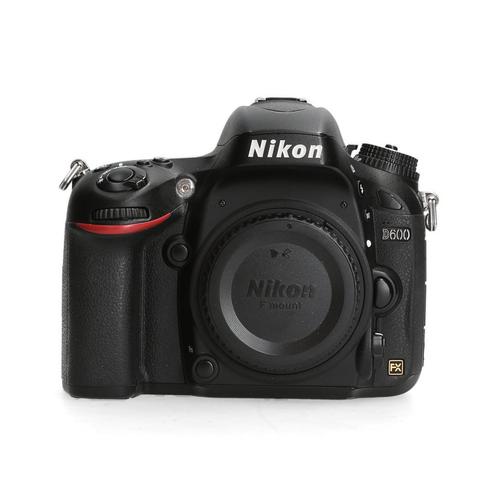 Nikon D600 - 15.102 kliks, TV, Hi-fi & Vidéo, Appareils photo numériques, Nikon, Comme neuf, Enlèvement ou Envoi