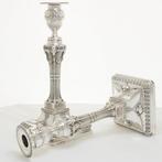 Hawksworth, Eyre & Co Ltd - Kandelaar (2) - .925 zilver -, Antiek en Kunst