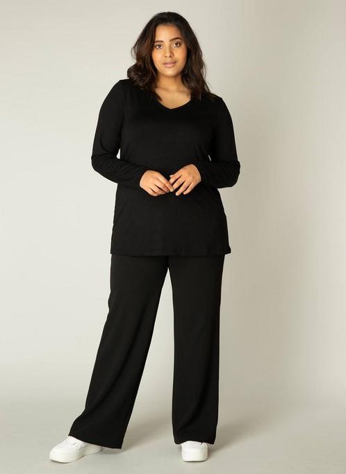 Base Level Curvy shirt Alize1(48)Maat 46/48 (XL) of groter, Vêtements | Femmes, T-shirts, Envoi
