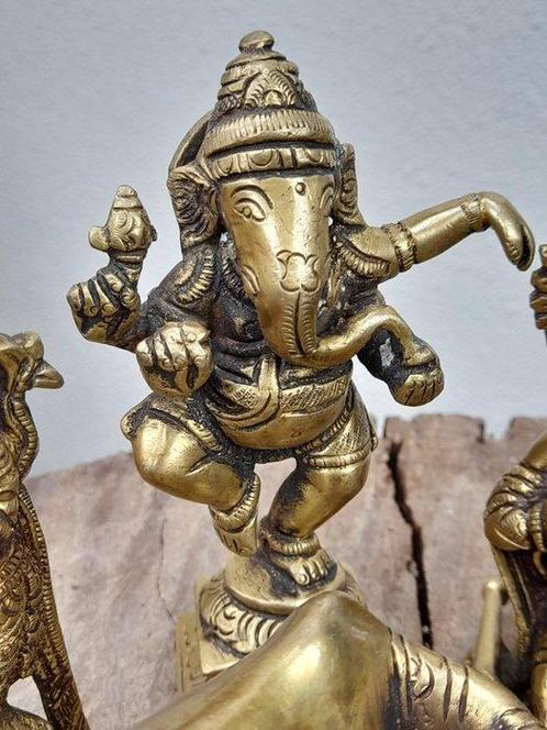 Beeld, Set van 6 beelden - Ganesha, Krishna, Shiva, Vishnu &, Antiek en Kunst, Kunst | Niet-Westerse kunst