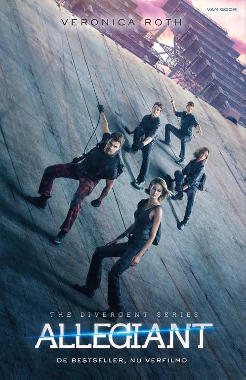 Allegiant / Divergent / 3 9789000349319 Veronica Roth, Boeken, Kinderboeken | Jeugd | 13 jaar en ouder, Zo goed als nieuw, Verzenden