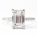 Ring - 14 karaat Witgoud - 2.49ct. tw. Diamant (Lab-grown) -, Handtassen en Accessoires, Ringen, Nieuw