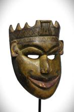 gekroonde masker - Hout - India - Begin van de 19e eeuw