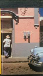 Onder de vulkaan 9789051083279, Boeken, Verzenden, Gelezen