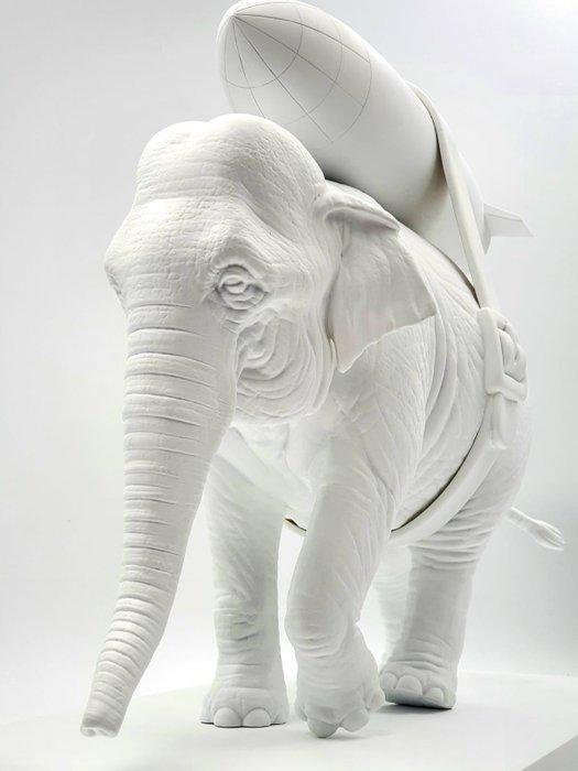 Medicom Toy x Brandalism - Elephant Bomb, Antiek en Kunst, Kunst | Schilderijen | Modern