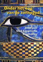 Onder het oog van de zonnegod 9789080675926 Marleen Reynders, Boeken, Verzenden, Gelezen, Marleen Reynders