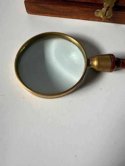 Loupe - 1980-1990 - Portugal - Ensemble : loupe et boîte en, Antiek en Kunst, Curiosa en Brocante
