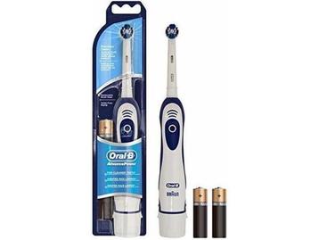 Veiling - 2x Oral-B elektrische tandenborstel - AdvancePower beschikbaar voor biedingen