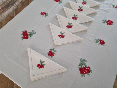 Tovaglia puro lino con ricamo Ciliegie a mano 12 posti -, Antiek en Kunst, Antiek | Meubels | Tafels