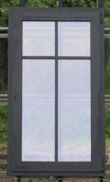 pvc raam , chassis , venster 80 x 139 zwart ral 9005, Bricolage & Construction, Châssis & Portes coulissantes, Enlèvement ou Envoi