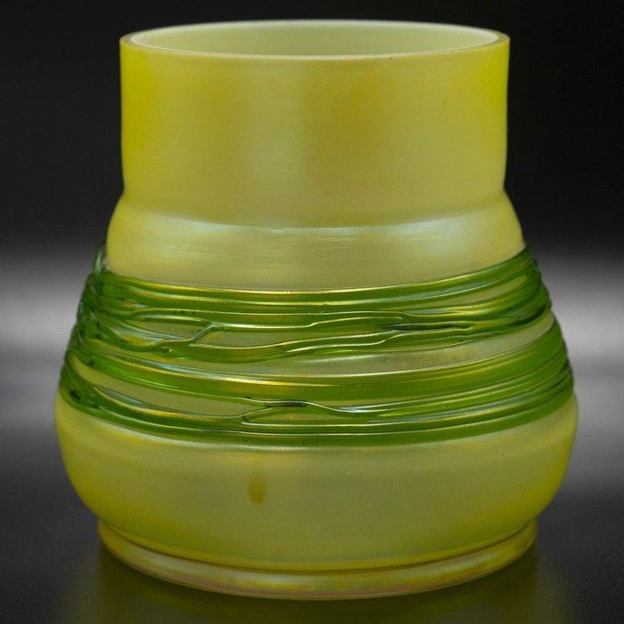 Kralik - Vase - Verre, Antiek en Kunst, Antiek | Glaswerk en Kristal