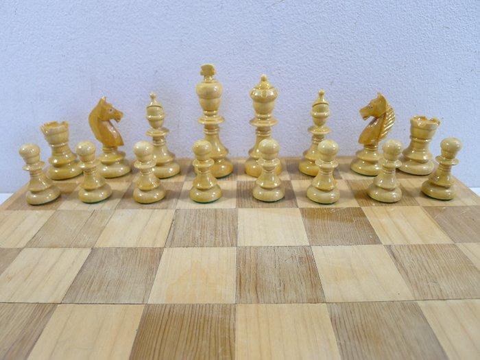 Jeu déchecs et coffret échiquier en bois pondéré feutre et, Antiek en Kunst, Curiosa en Brocante