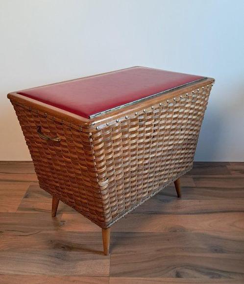 Kruk - Rattan, Antiek en Kunst, Kunst | Designobjecten
