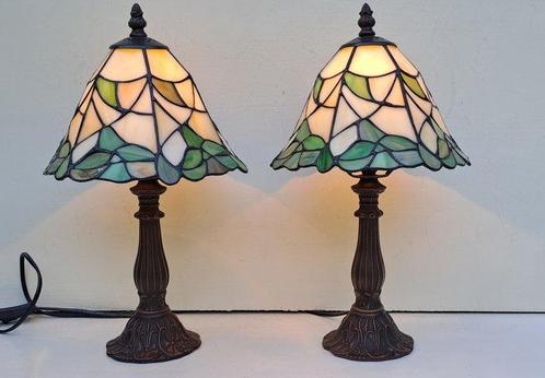 Lampe de table de chevet (2) - Vitrail - lampes de style art, Antiek en Kunst, Curiosa en Brocante