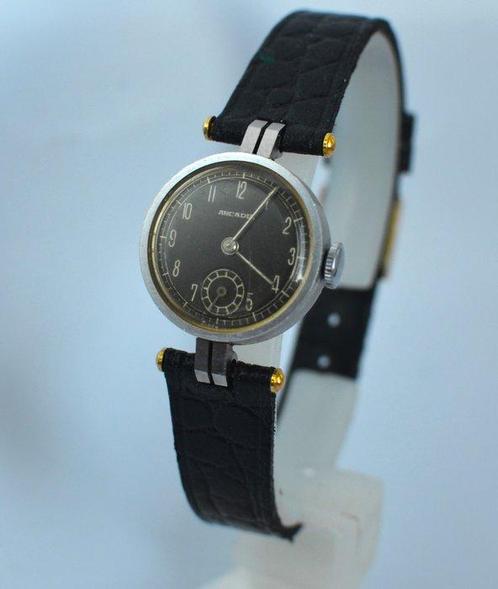 Arcadia - by Bovet, Military Style, Era ww2 - Sans Prix de, Handtassen en Accessoires, Horloges | Heren