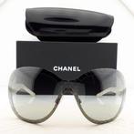 Chanel - Shield Black and White with Silver Tone Chanel Logo, Nieuw