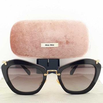 Miu Miu - Cat Eye Black with Gold Tone Temples - Lunettes de