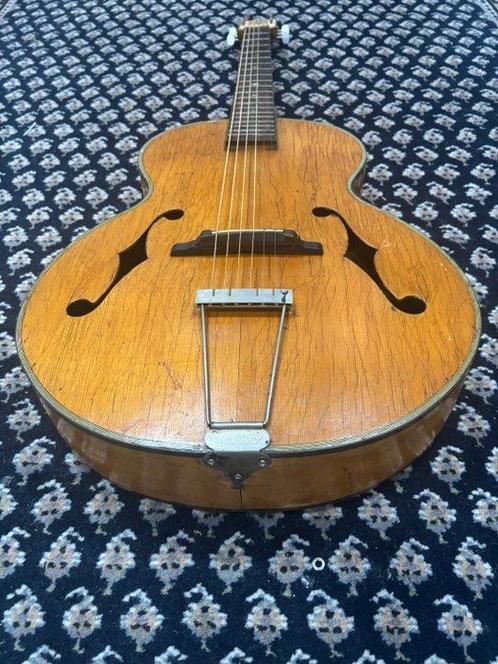 Ibanez - Salvador (Raffaele Calace Archtop) - - Guitare, Muziek en Instrumenten, Snaarinstrumenten | Gitaren | Akoestisch