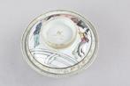 Kom - A CHINESE FAMILLE ROSE SEMI EGGSHELL COVERED BOWL -, Antiek en Kunst