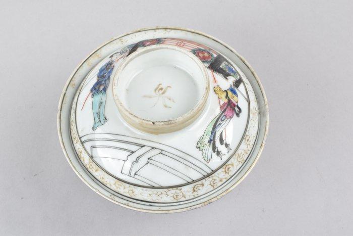 Kom - A CHINESE FAMILLE ROSE SEMI EGGSHELL COVERED BOWL -, Antiek en Kunst, Antiek | Overige Antiek
