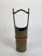 Vase - Bronze, Vase conçu par Takahashi Keiten (artiste, Antiek en Kunst
