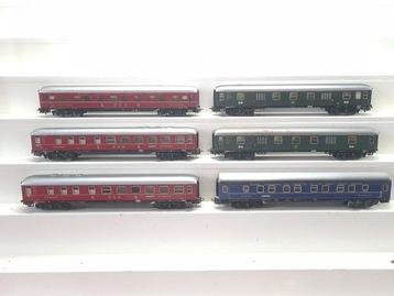 Märklin H0 - 4024/4029/4044/4064 - Wagon de passagers pour