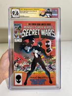 Marvel Super Heroes Secret Wars #8 - signed and sketch by, Boeken, Nieuw