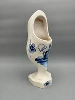 Ornement décoratif - unieke houten klomp in delfs blauw
