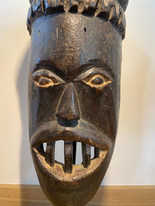 Zwart masker - Okoroshiojo masker - Igbo - Nigeria, Antiquités & Art, Art | Art non-occidental
