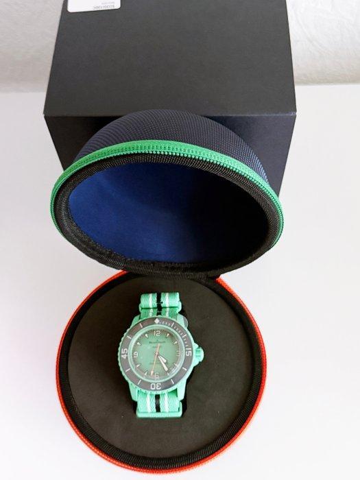 Swatch - Swatch x Blancpain Bioceramic Scuba Fifty Fathoms, Bijoux, Sacs & Beauté, Montres | Hommes