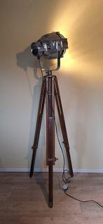 Fargo - Theaterlamp - Multi Par - Gegoten messing, Teak -