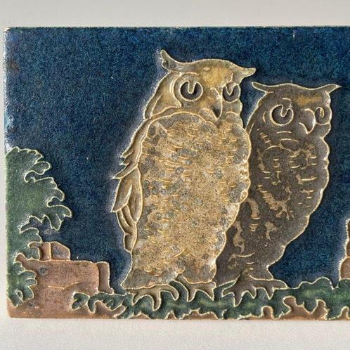 Carreau - Carreau cloisonné - « Chouettes » - De Porceleyne, Antiek en Kunst, Antiek | Glaswerk en Kristal
