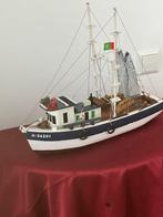 Maritieme objecten - Vissersschip H24201 Peniche (Port) -, Antiek en Kunst