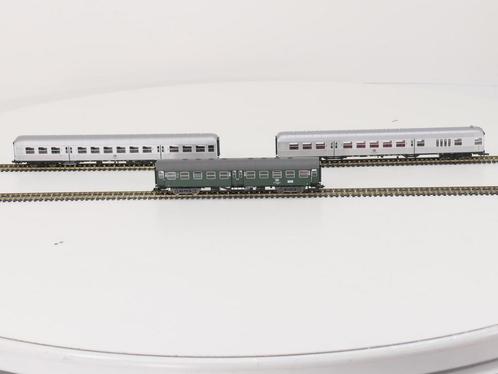 Schaal H0 Roco 41320B Set van 3 personentijruigen van de..., Hobby en Vrije tijd, Modeltreinen | H0, Gelijkstroom, Analoog, Zo goed als nieuw