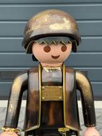Daluxe Art - 1999 • Playmobil Soldier – Fashion Edition met