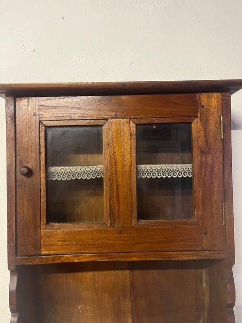 Kast - Hout, Antiek en Kunst, Curiosa en Brocante