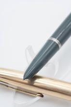 Parker - 51 Grey & Gold Filled Cap - Sans Prix de Réserve -, Verzamelen, Pennenverzamelingen, Nieuw