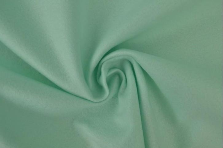 15 meter vilt 3mm - licht mint, Hobby en Vrije tijd, Stoffen en Lappen, 120 cm of meer, 200 cm of meer, Overige kleuren, Nieuw