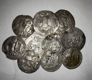 Sassaniden. Varhran II & Khusro II. Lot of 10 Silver Drachms