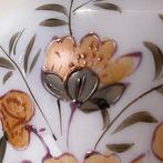 Vaas - Glas - 2 Florale Opaline Vazen, Antiek en Kunst