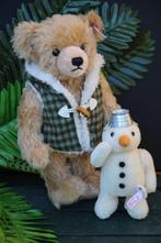 Steiff: Teddybeer met sneeuwman, EAN 007538 - Animal en, Antiek en Kunst