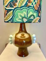 Kravsko - Tafellamp - Keramiek - Lamp opgebouwd uit een vaas