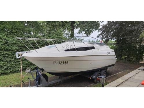 1999 Bayliner Siera boot 2355, Watersport en Boten, Vis- en Consoleboten