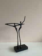 Artihove - Corry Ammerlaan - sculptuur, Verbondenheid - 27