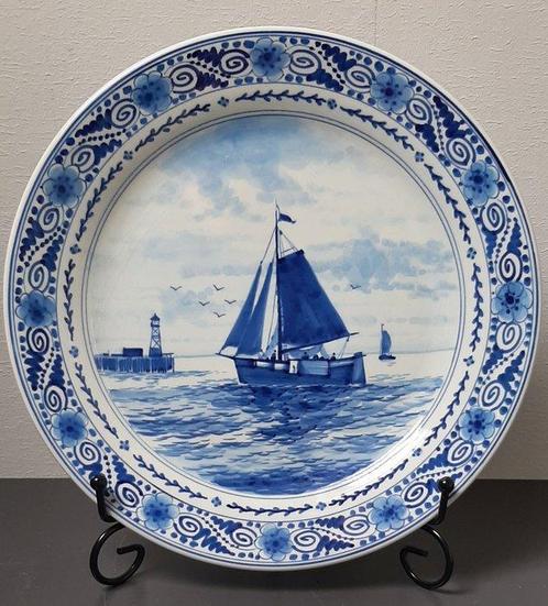 De Porceleyne Fles, Delft - Bord (2) - Aardewerk, Antiek en Kunst, Antiek | Glaswerk en Kristal