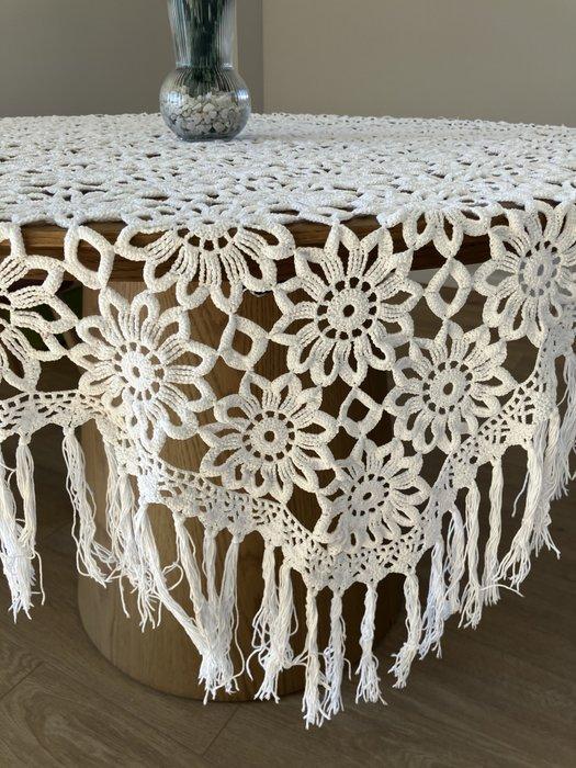 Handmade - Tafelkleed - 125 cm - 125 cm, Antiek en Kunst, Antiek | Tapijten, Tafelkleden en Textiel