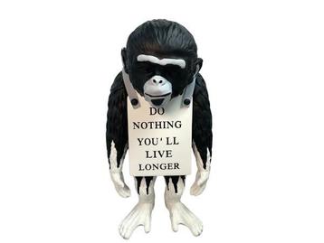 Veiling - Banksy Aap Sculptuur beschikbaar voor biedingen
